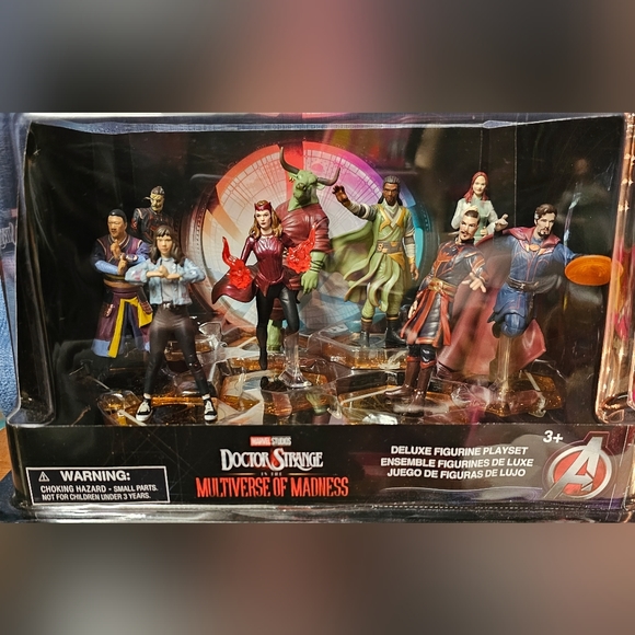 Doctor Strange And The Multiverse Of Madness Deluxe Figurine Playset - Picture 6 of 16